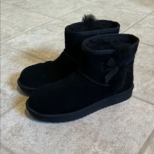 Koolaburra By Ugg Black Winter Boots with Bow Detail